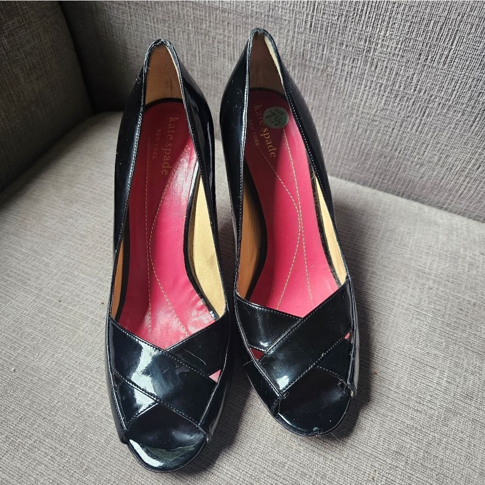 Kate Spade open toe heels. In great condition! Sz 7.5